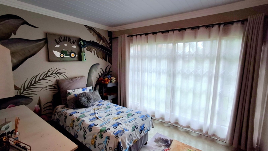 5 Bedroom Property for Sale in Vaalpark Free State